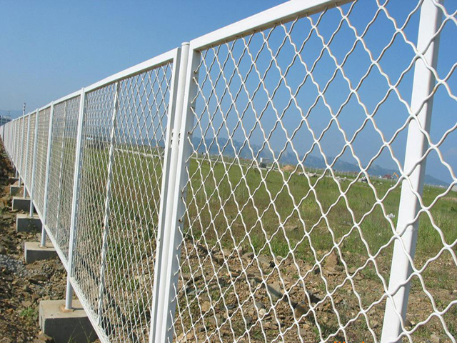 美格網<a href=http://m.nwpz.com.cn target=_blank class=infotextkey>護欄網</a>