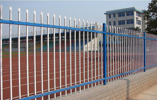 圍墻<a href=http://m.nwpz.com.cn target=_blank class=infotextkey>護欄</a>廠家