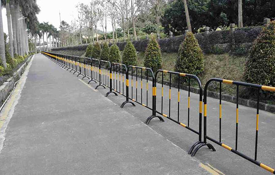 移動鐵馬<a href=http://m.nwpz.com.cn target=_blank class=infotextkey>護欄</a>
