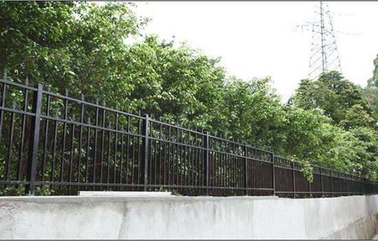 公園<a href=http://m.nwpz.com.cn target=_blank class=infotextkey>圍欄網(wǎng)</a>