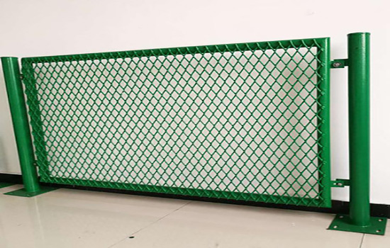 道路防護(hù)<a href=http://m.nwpz.com.cn target=_blank class=infotextkey><a href=http://m.nwpz.com.cn target=_blank class=infotextkey>圍欄</a>網(wǎng)</a>