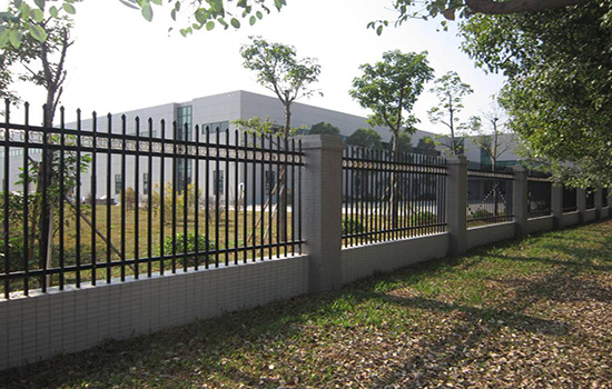 農村小庭院<a href=http://m.nwpz.com.cn target=_blank class=infotextkey>圍欄</a>