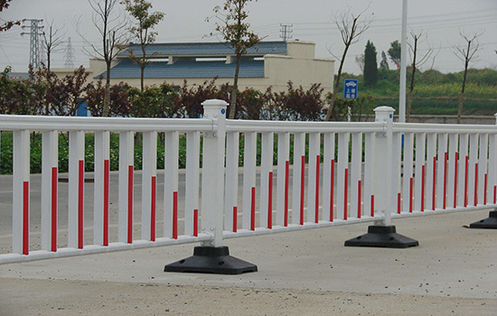 街道<a href=http://m.nwpz.com.cn target=_blank class=infotextkey>護(hù)欄</a>